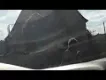 DrachenLord: Schwimmtasche auf ein fahrendes Auto geworfen